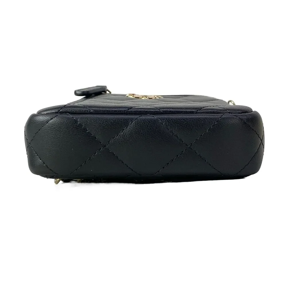 Chanel Matelasse Shoulder Bag AP3739